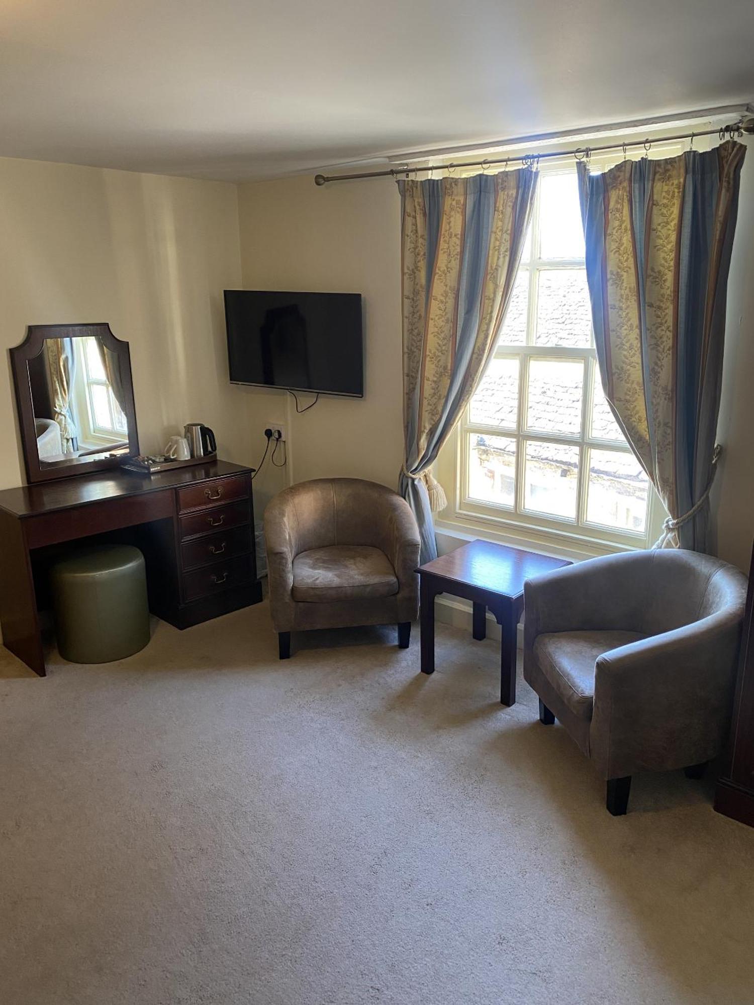New Inn Hotel Lechlade Habitación foto
