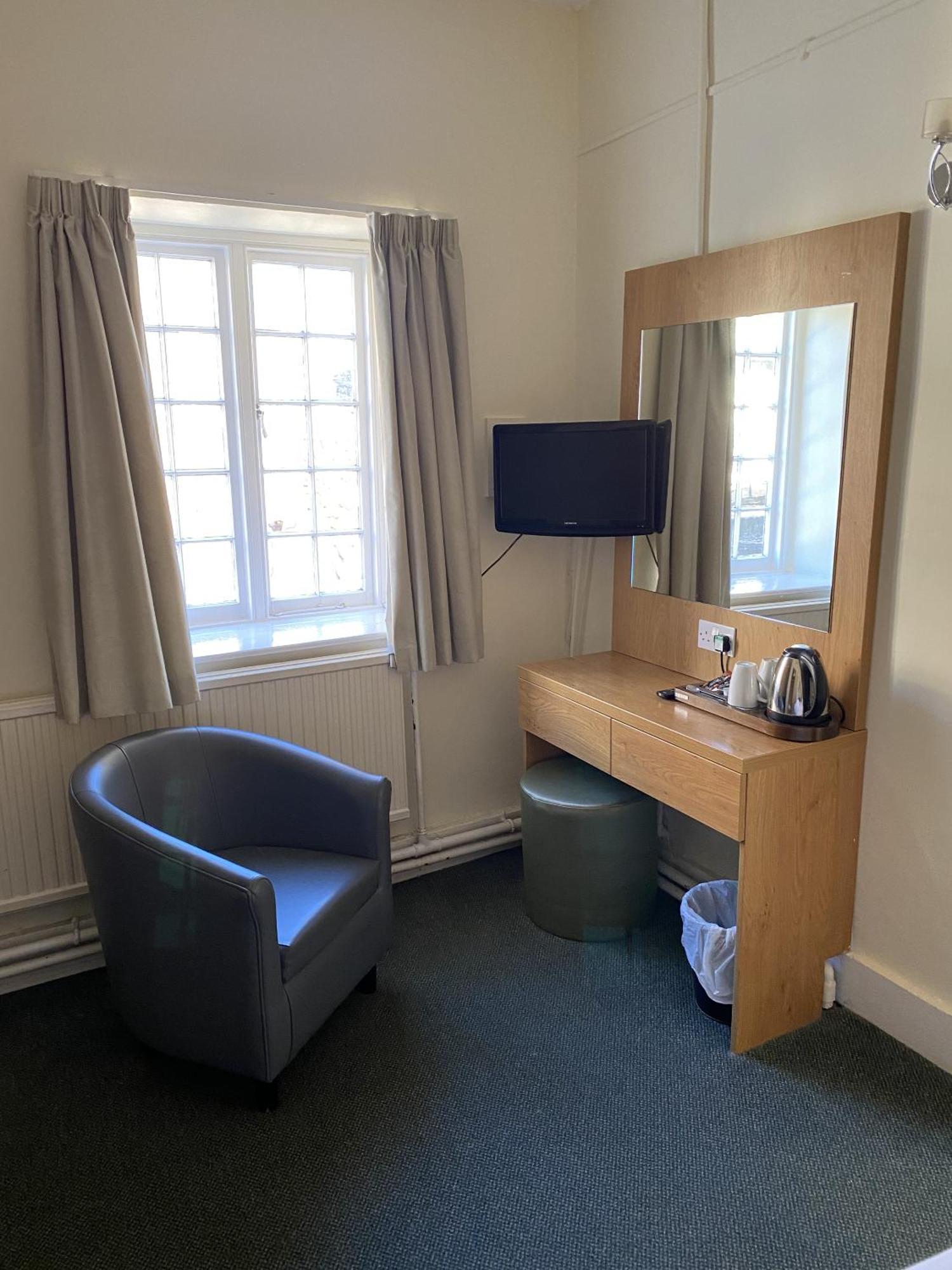 New Inn Hotel Lechlade Habitación foto